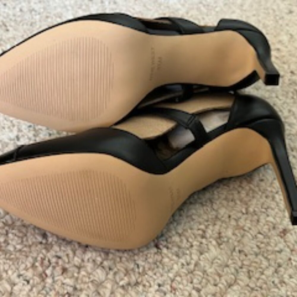 Nine West - Picture 6 of 6